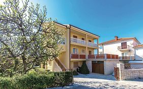 Apartments Antic Selce